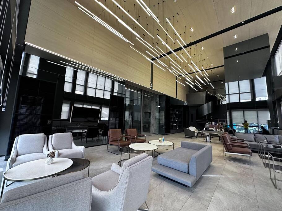 Apartment S87 Ramada Sukhumvit87 Big Onnut Swim Gym